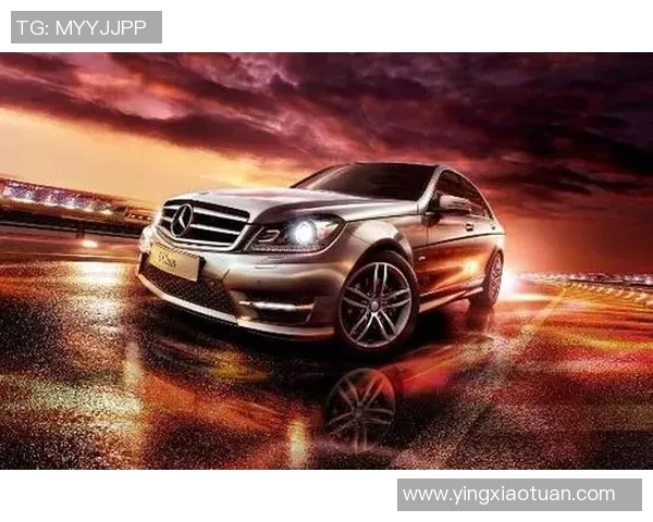 足球明星魅力绽放创意海报设计展现运动激情与艺术之美 足球明星魅力绽放创意海报设计展现运动激情与艺术之美